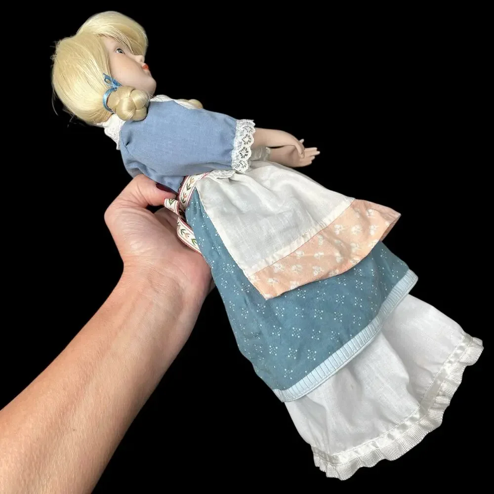 Lenox Hannah The Little Dutch Maiden Doll Vtg 1990 Children of the World READ
